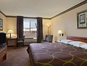 Super 8 By Wyndham Colorado Springs Airport Motel Dış mekan fotoğraf