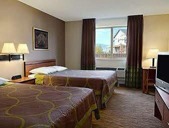 Super 8 By Wyndham Colorado Springs Airport Motel Dış mekan fotoğraf